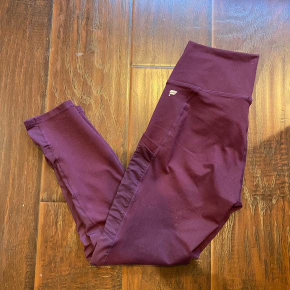 Fabletics Pants - Fabletics Mesh Powerhold Legging w/ pockets